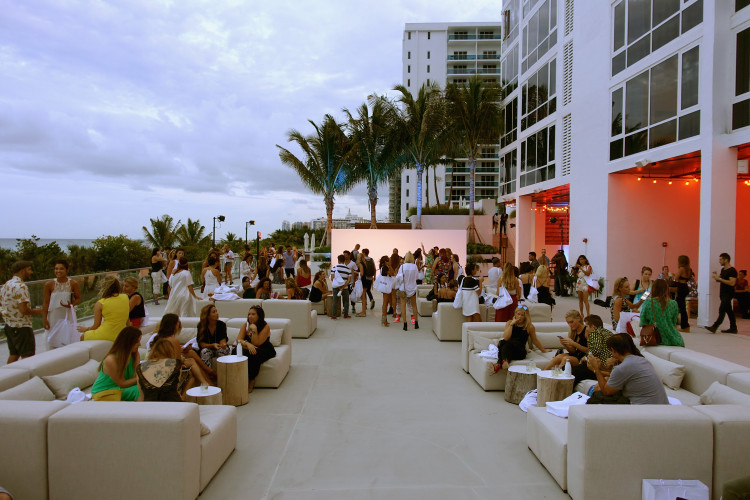 Mikoh 2016 Presentation at SWIMMIAMI - Reception