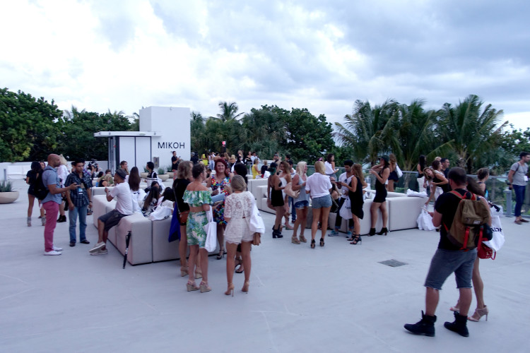 Mikoh 2016 Presentation at SWIMMIAMI - Reception